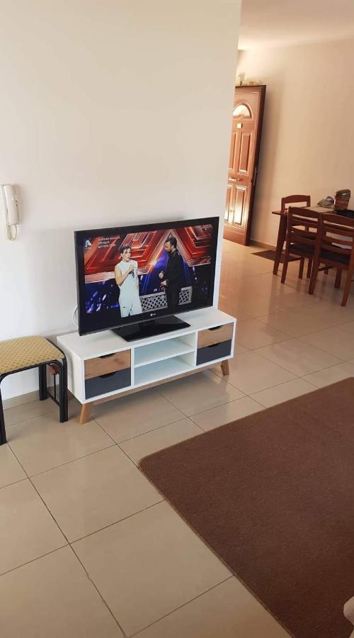 Andris Apartment Paralimni Exteriör bild