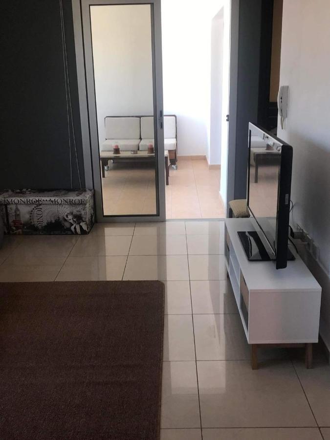 Andris Apartment Paralimni Exteriör bild